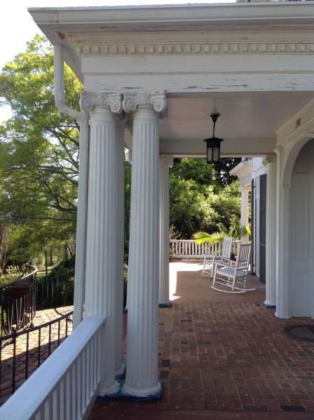 Springwood Inn Anniston Zewnętrze zdjęcie